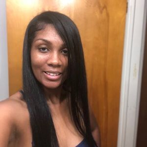 Meet your Posher, Asya